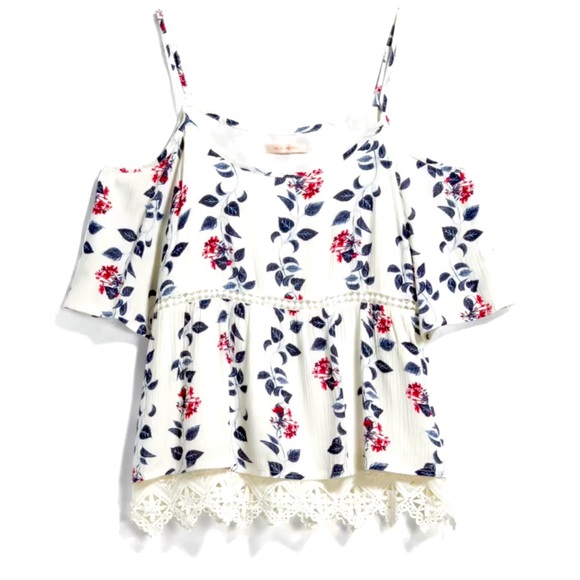 Skies Are Blue cold-shoulder top - Picture 1 of 4